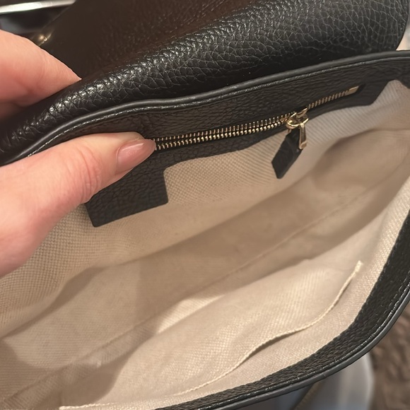 Brand new. Leather Black Gucci bag. It is a shoulder/crossbody with chain strap - Picture 6 of 11